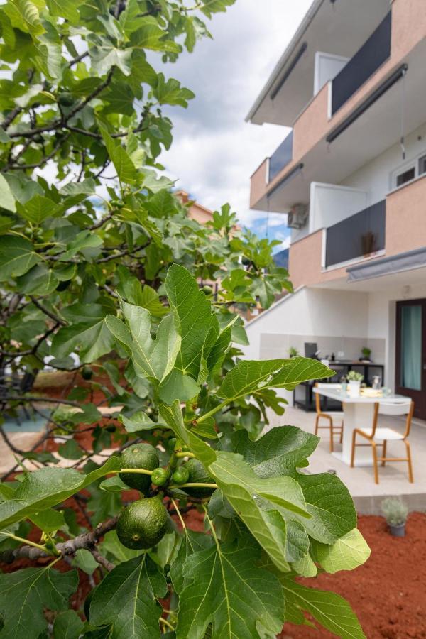 Apartment Dida I Mara Malinska Buitenkant foto